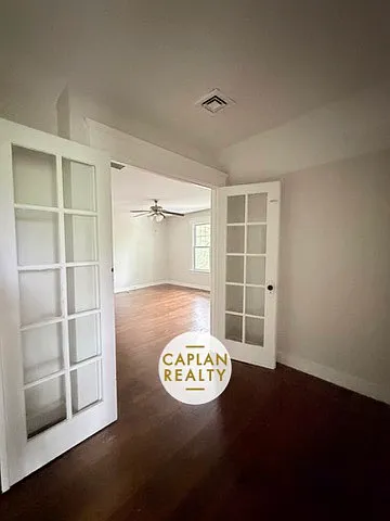 224 W Rock Ave #3 — Photo 5