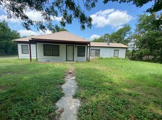 310 Hillcrest St, Hico, TX 76457