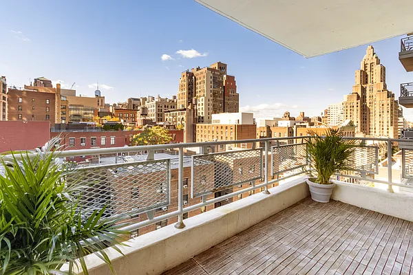 Sold by Brown Harris Stevens | media 9