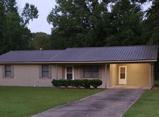 511 N Adams St, Crossett, AR 71635