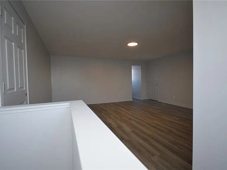 115 Meade Ave — Photo 36
