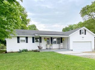 2031 Reeder Rd, Blanchester, OH 45107