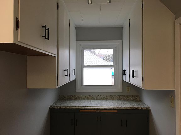 New counters and painted cabinets