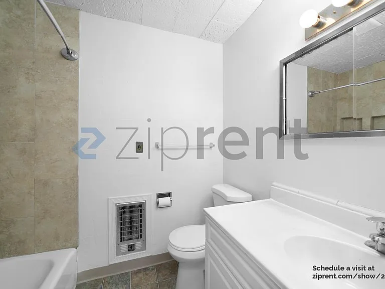 2745 NW Pettygrove St #1 — Photo 9