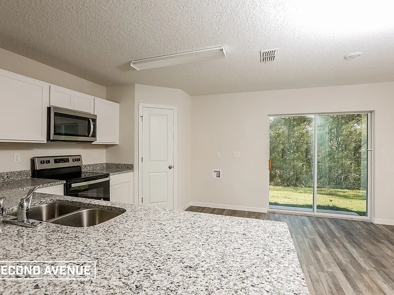 11745 N Shenandoah Way — Photo 4