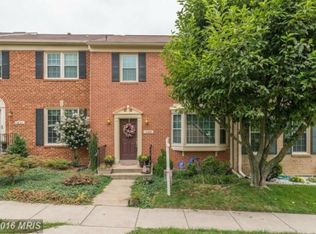 4823 Carriagepark Rd, Fairfax, VA 22032