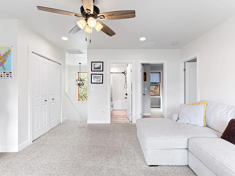 701 Cheyenne Dr — Photo 30