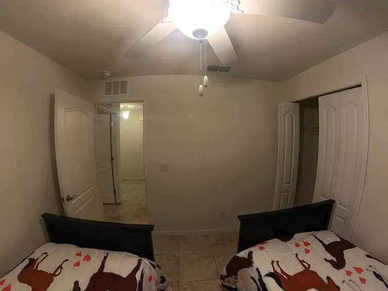 25283 Canterbury Dr — Photo 17