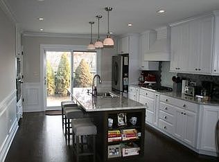 3rd image of 1240 Old Timber Ln