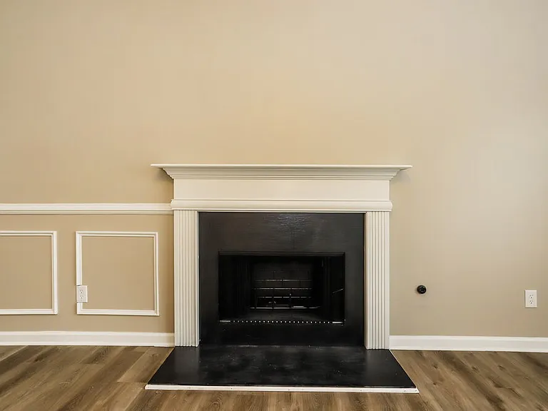 2374 Alden Woods — Photo 6