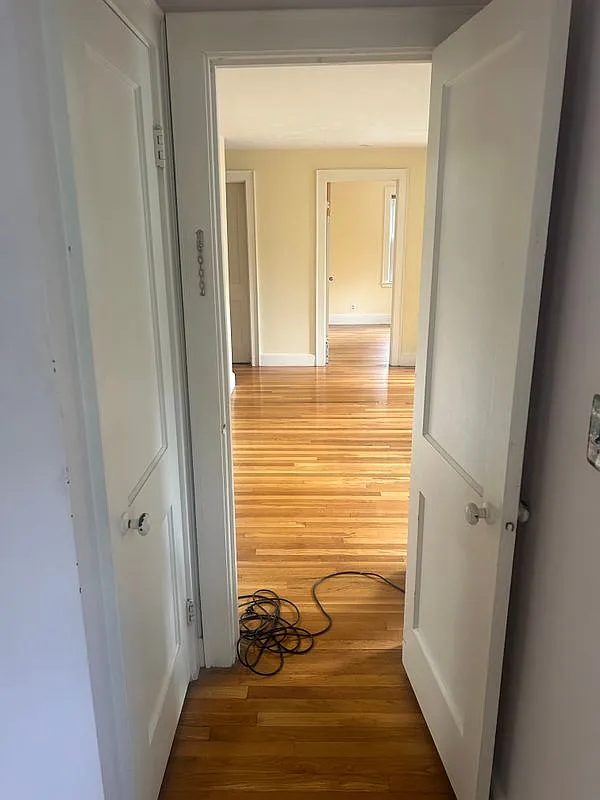 2 bed, 1.0 bath, 762 sqft, $2,700 — Photo 4