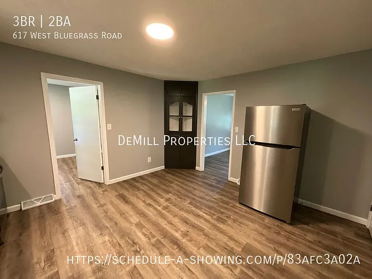 617 W Bluegrass Rd — Photo 11