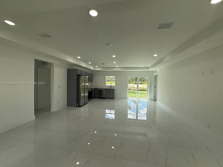 322 McArthur Blvd — Photo 12