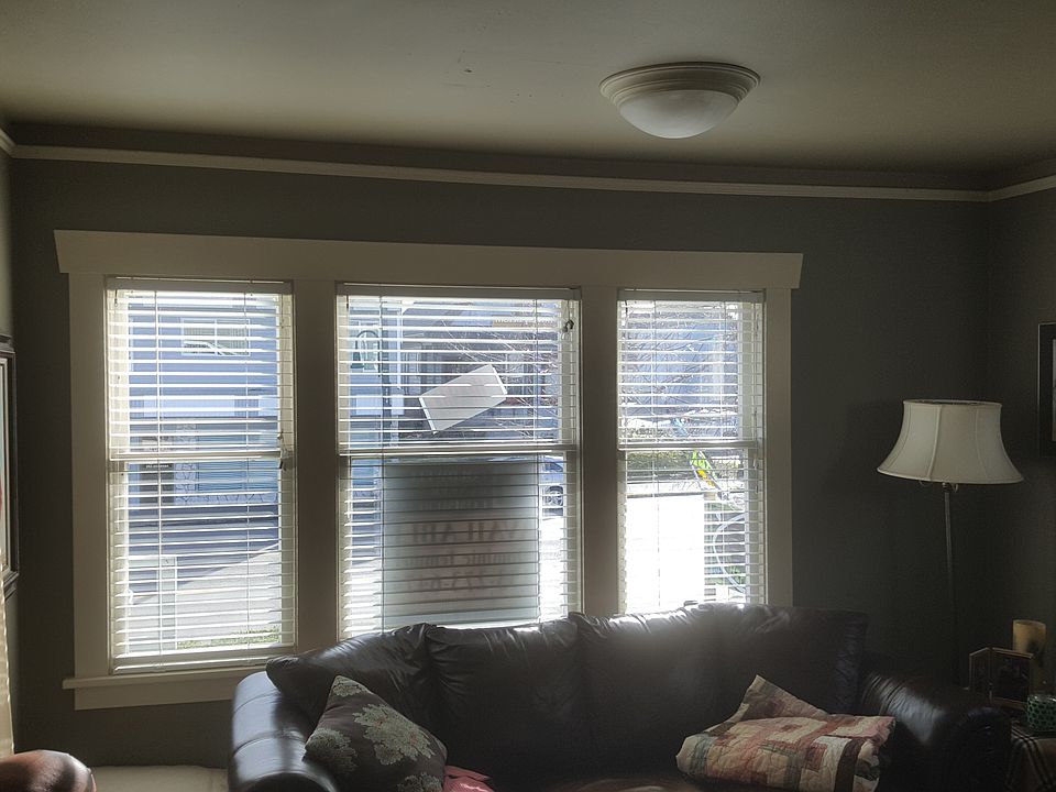 1st image of 3107 6th Ave