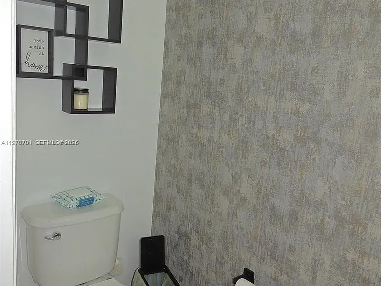 11301 NW 88th Ter #11301 — Photo 12