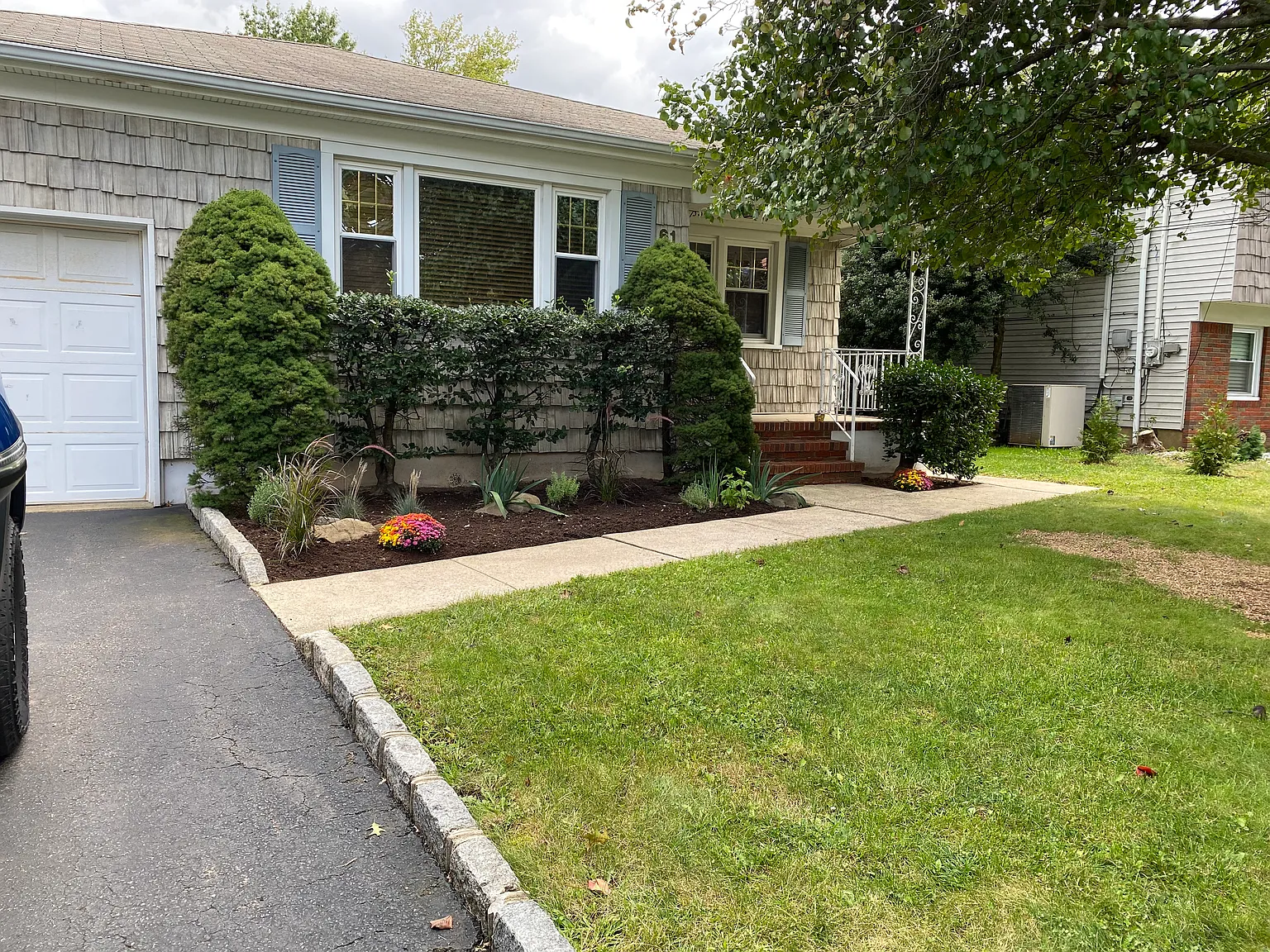 3 bed, 1377 sqft, $3,900 — Photo 3