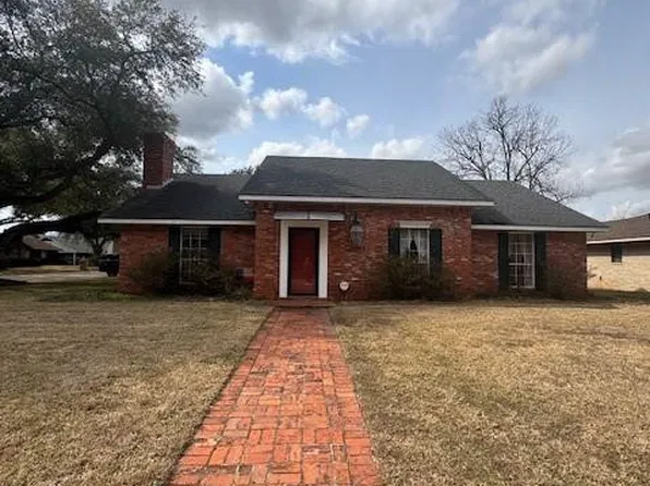 140 Georgetown Dr, Alexandria, LA 71303