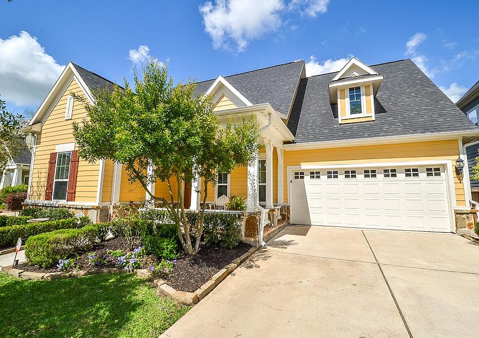 1st image of 35 Misty Crest Dr