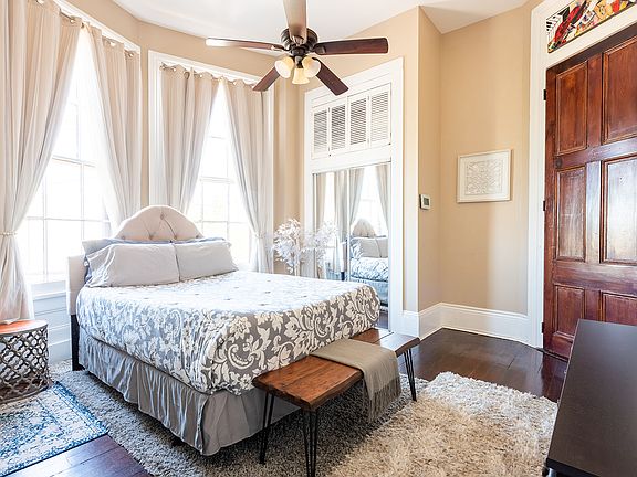 Queen Bedroom View from Dining Room