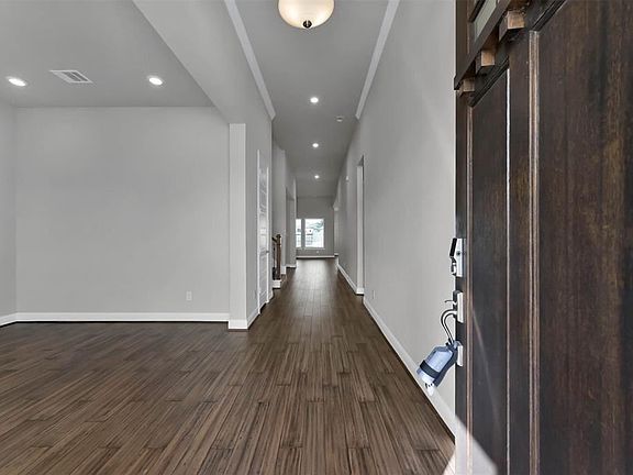 4th image of 25403 Angelwood Springs Ln