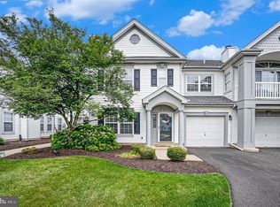 206 Red Maple Ct #419, Warwick, PA 18974