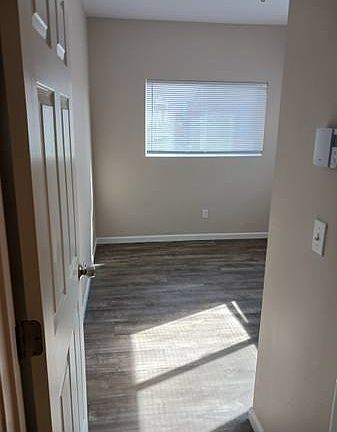 5th image of 37 49th St NE