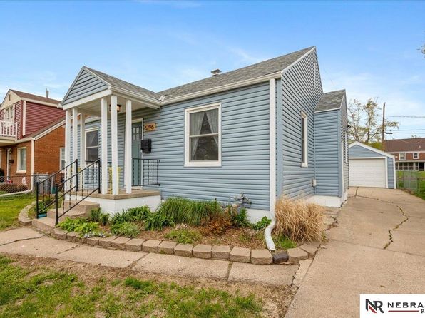 6196 Walnut St, Omaha, NE 68106