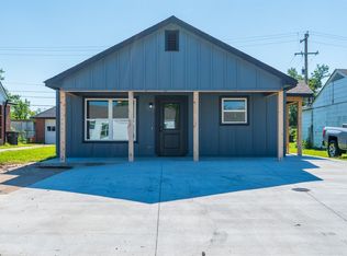 2218 S Osage Ave, Bartlesville, OK 74003