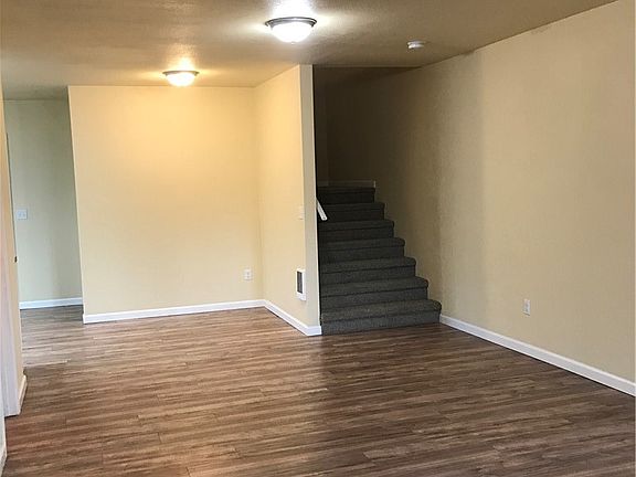 2nd image of 504 Dearborn Ave