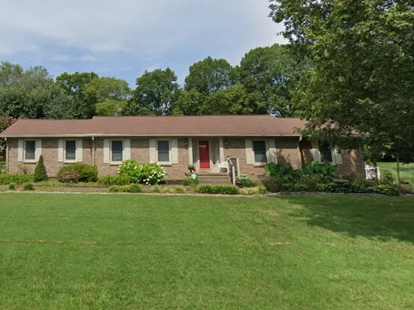 5112 Chesterfield Dr, Christiana, TN 37037