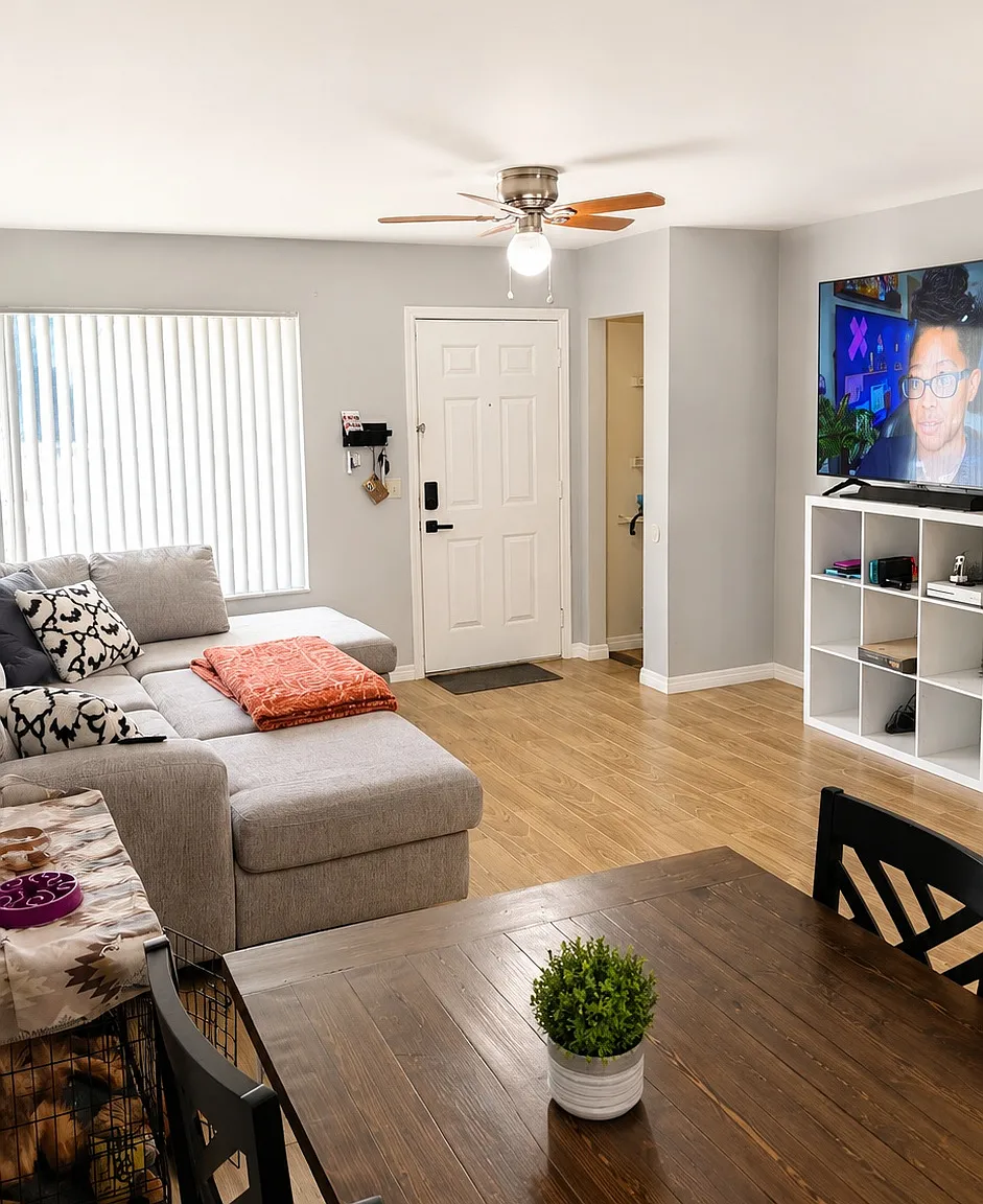 2 bed, 1073 sqft, $1,450 — Photo 4
