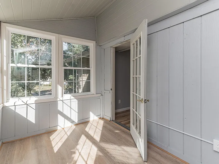 261 Skyline Dr — Photo 20