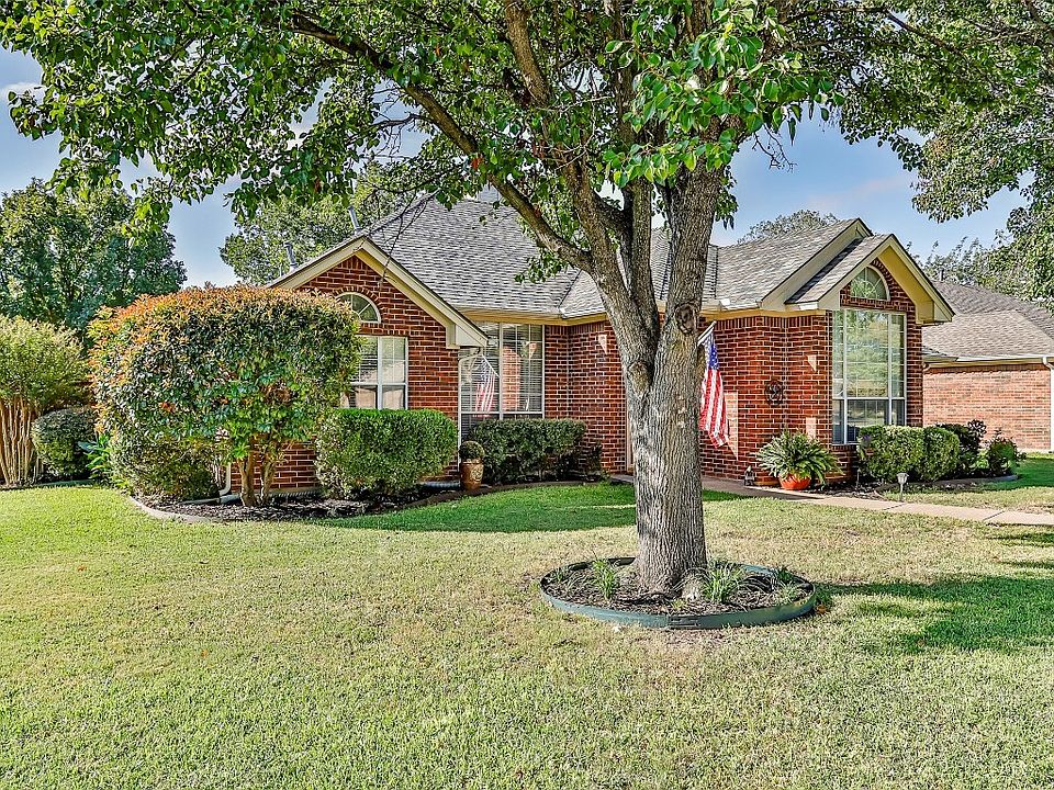 320 Willow Stone St, Denton, TX 76207 | Zillow