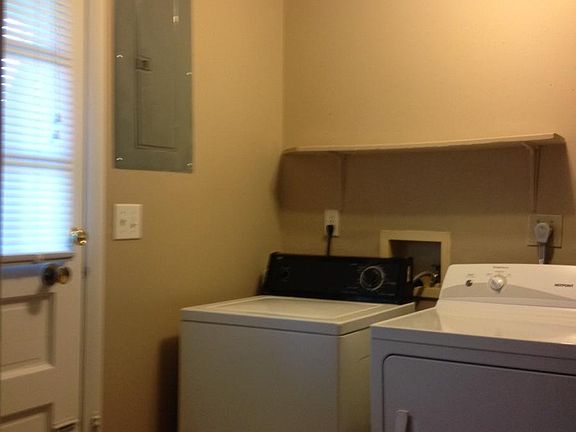 Laundry Room/Utility Room