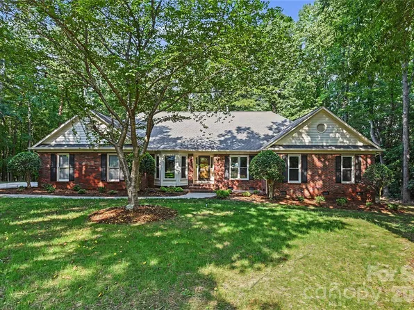 14905 Wyndham Oaks Dr, Charlotte, NC 28277