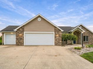 12508 Carroll Ridge Dr, Fort Wayne, IN 46818
