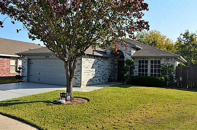 1st image of 5515 Londonderry Ct