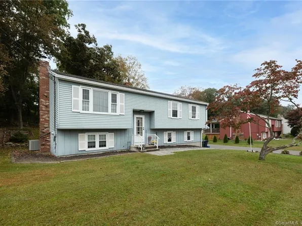 62 Heritage Drive, Seymour, CT 06483