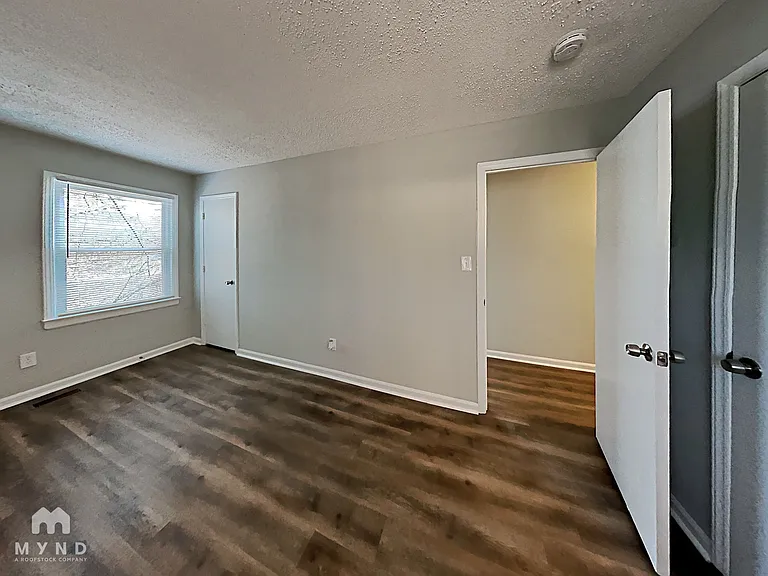 5424 Two Moons Dr — Photo 11