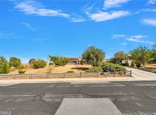 16495 Villa Dr, Victorville, CA 92395