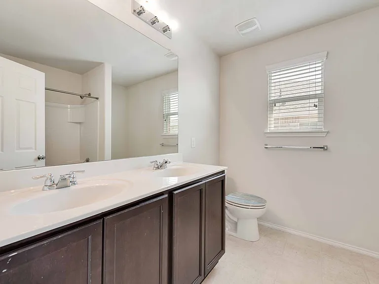 3004 Pinyon Pl — Photo 5