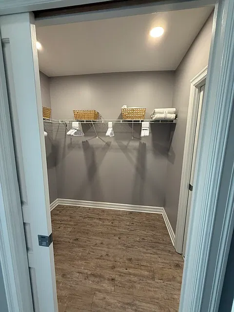 1 bed, 990 sqft, $2,900 — Photo 3