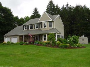 134 Grieb Rd, Wallingford, CT 06492
