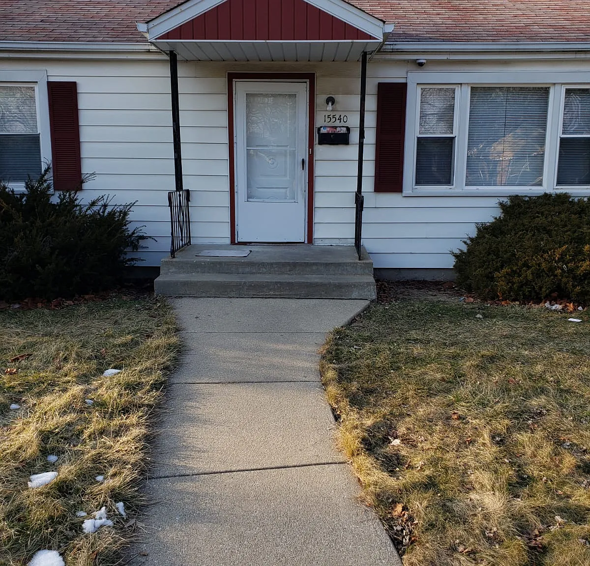 3 bed, 1100 sqft, $2,700 — Photo 2