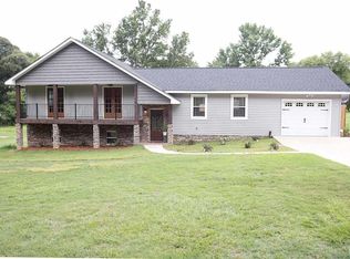 880 Cox Dr, Clanton, AL 35045