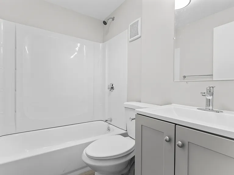 11 Bennett Dr #2 — Photo 3