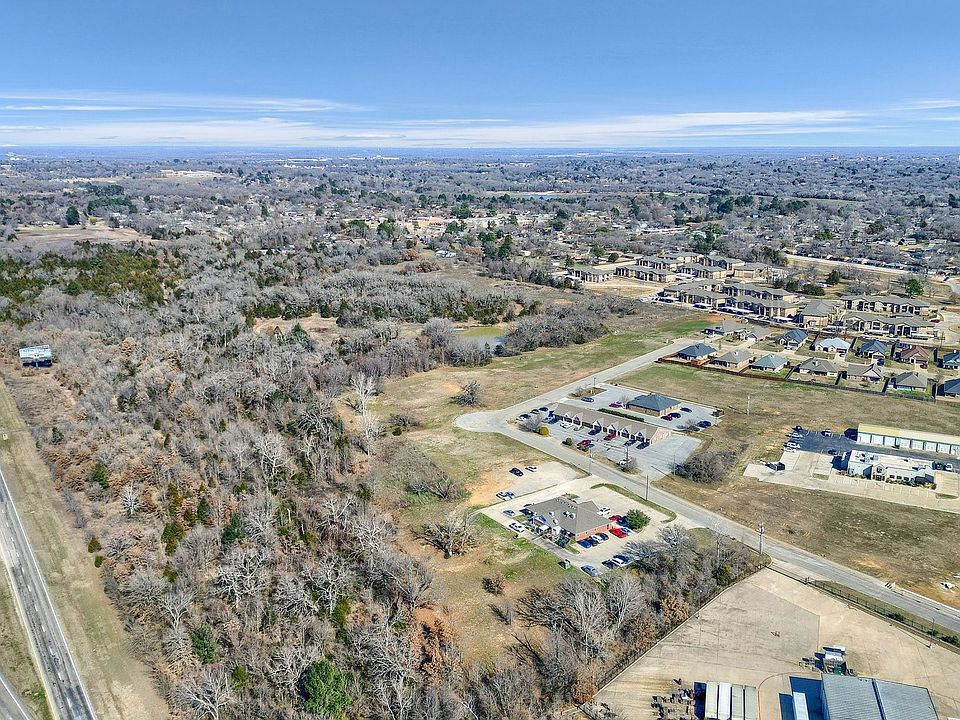 1st image of 3015 Ridge Dr