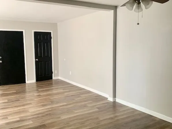 Canterbury Apartments - North Royal Oak, 3210 Greenfield Rd APT 8, Royal Oak, MI 48073