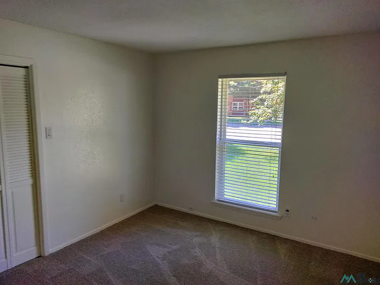 1408 Colonial Pkwy — Photo 13