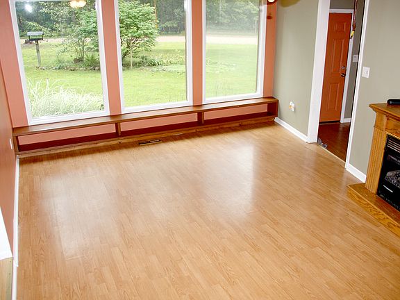 Great Room/Fireplace